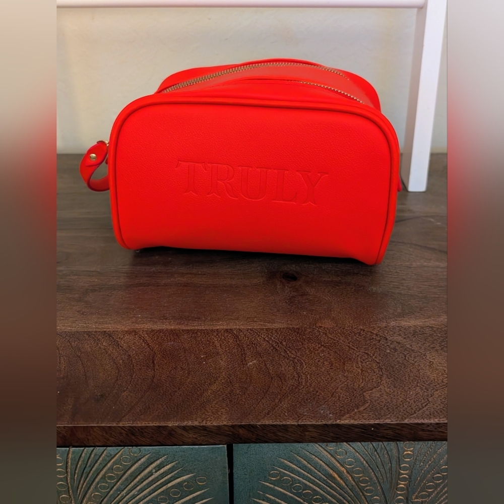 Truly Red Men's Bag